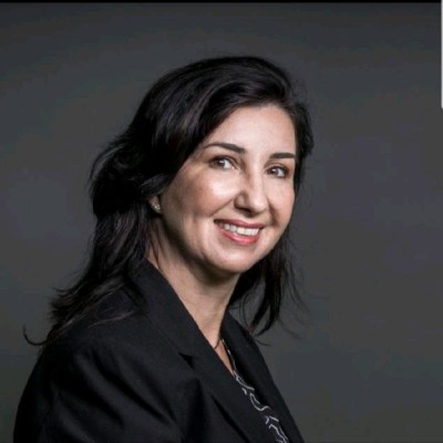 Renata Steffanoni Bernardes de Queiroz — Coordenadora do curso de Administração